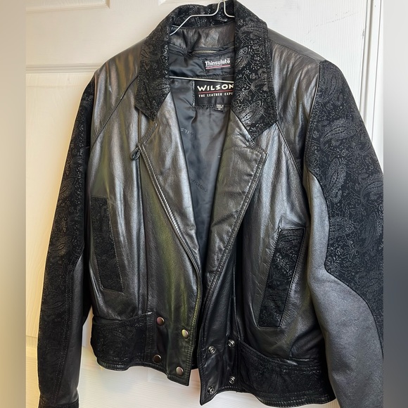 Vintage Wilson’s Leather Jacket All Black Floral Print - Picture 8 of 8